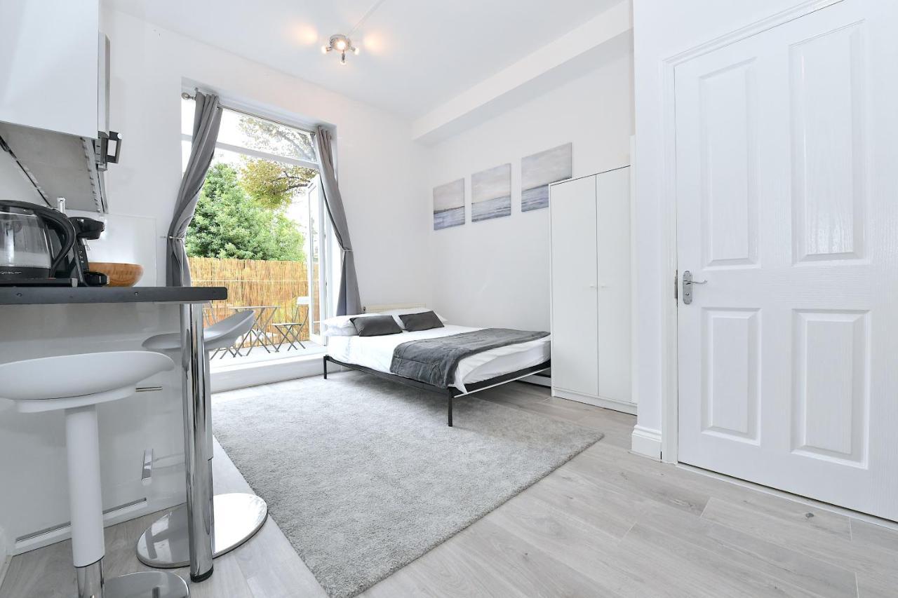 Appartement Very Close To Line Underground Shepherds Bush And Westfield Newly Refurbished *