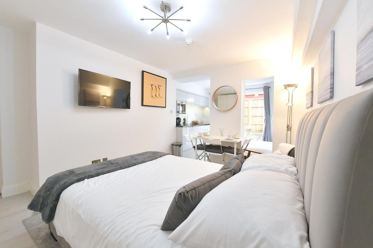 Appartement Very Close To Line Underground Shepherds Bush And Westfield Newly Refurbished Londres