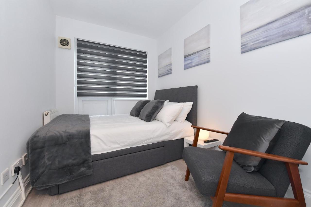 Appartement Very Close To Line Underground Shepherds Bush And Westfield Newly Refurbished Londres