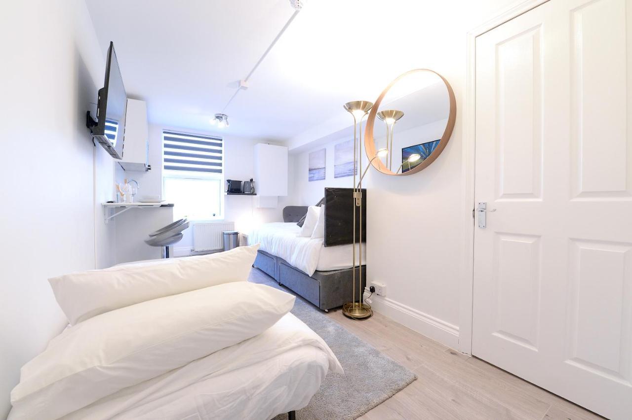 Very Close To Line Underground Shepherds Bush And Westfield Newly Refurbished Appartement