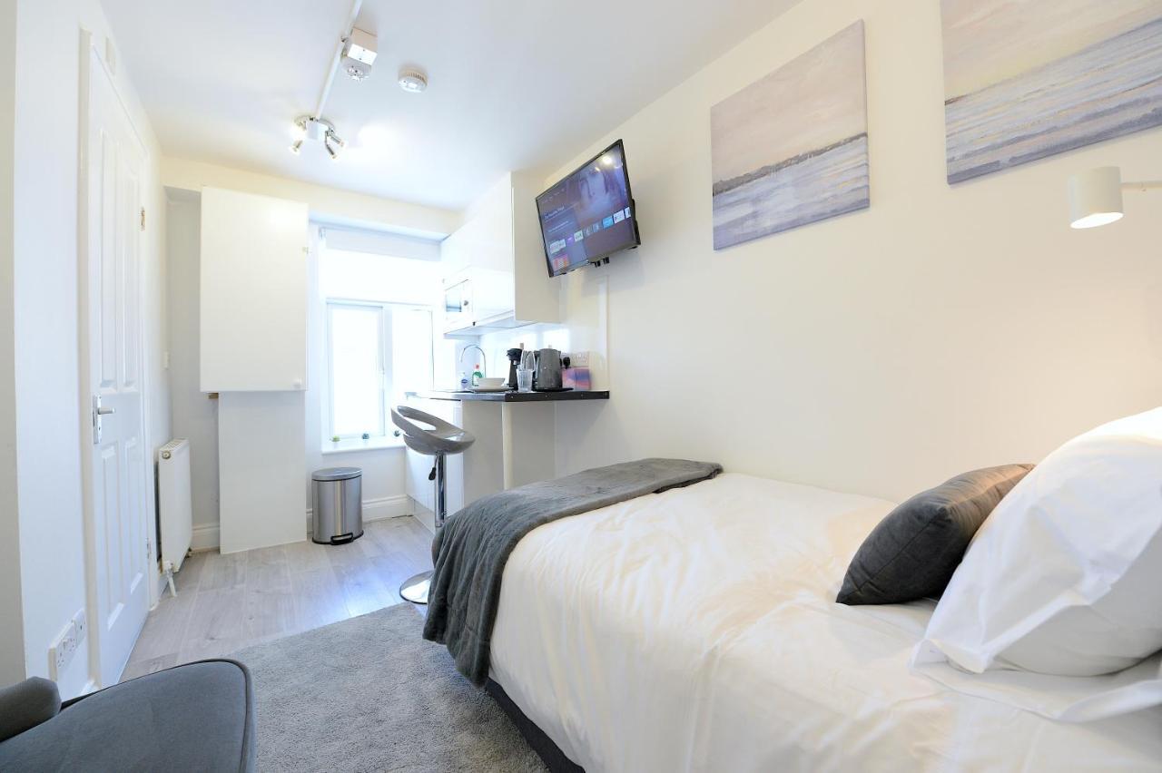Very Close To Line Underground Shepherds Bush And Westfield Newly Refurbished Appartement