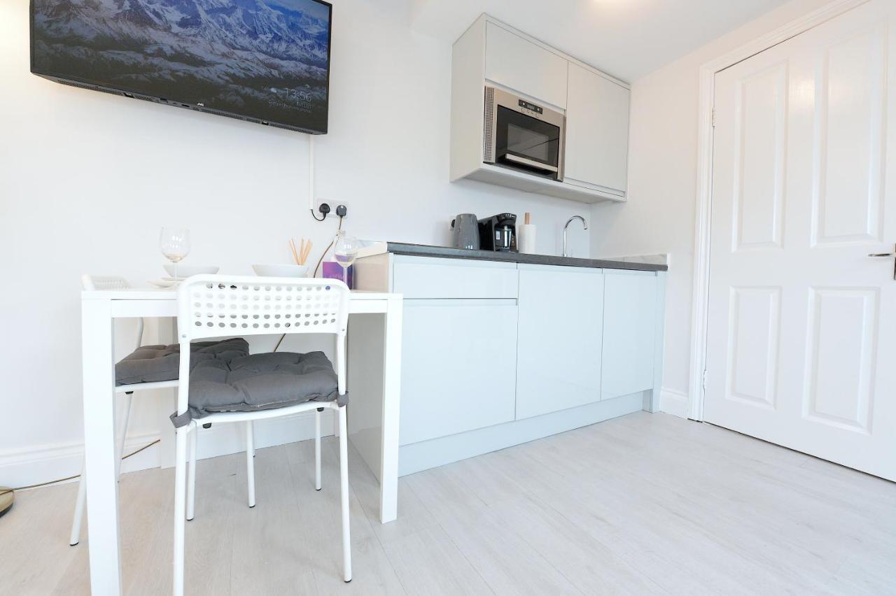 Stylish By Luxestays Shepherds Bush * Londres